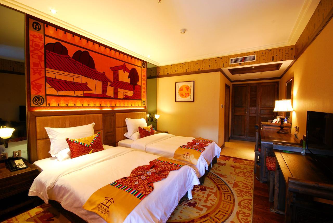 Lijiang Jinfu Hotel Bagian luar foto