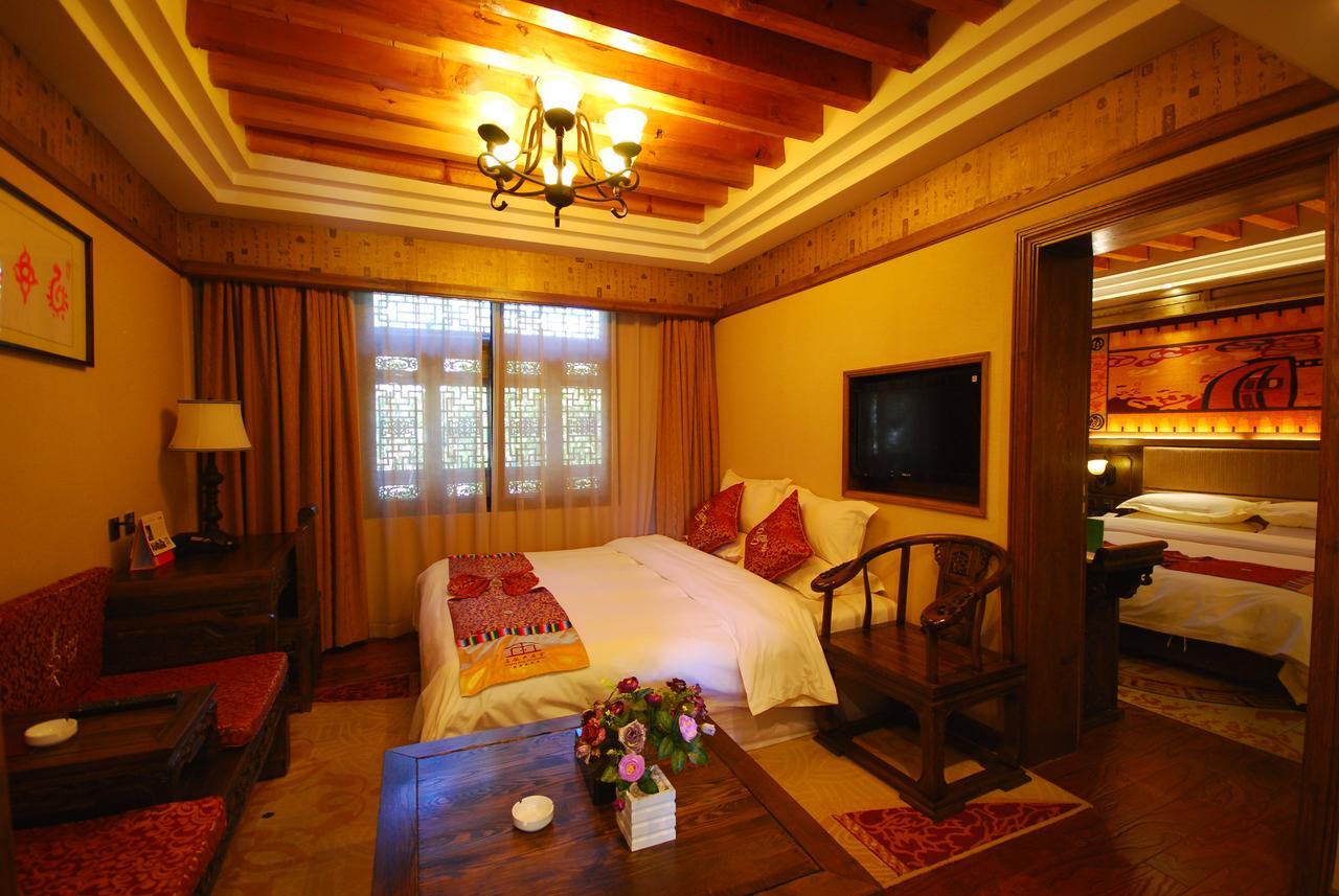 Lijiang Jinfu Hotel Bagian luar foto