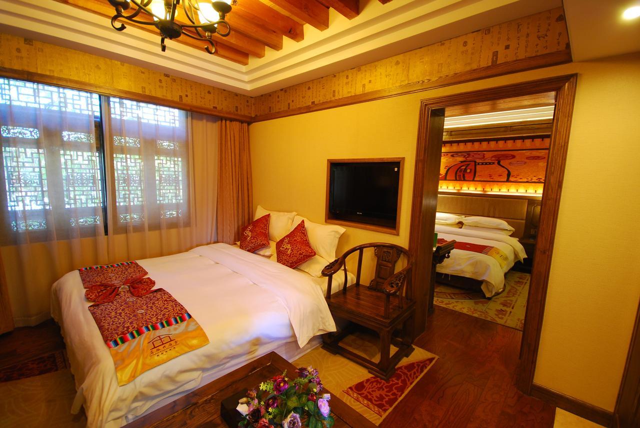 Lijiang Jinfu Hotel Bagian luar foto