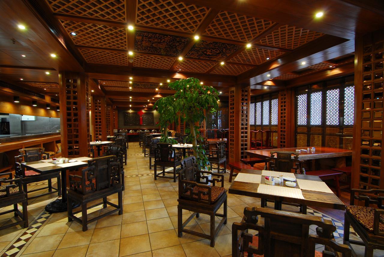 Lijiang Jinfu Hotel Bagian luar foto